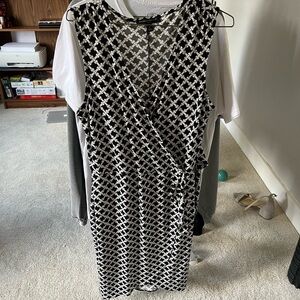 Banana Republic Black and White Geometric Midi Dress